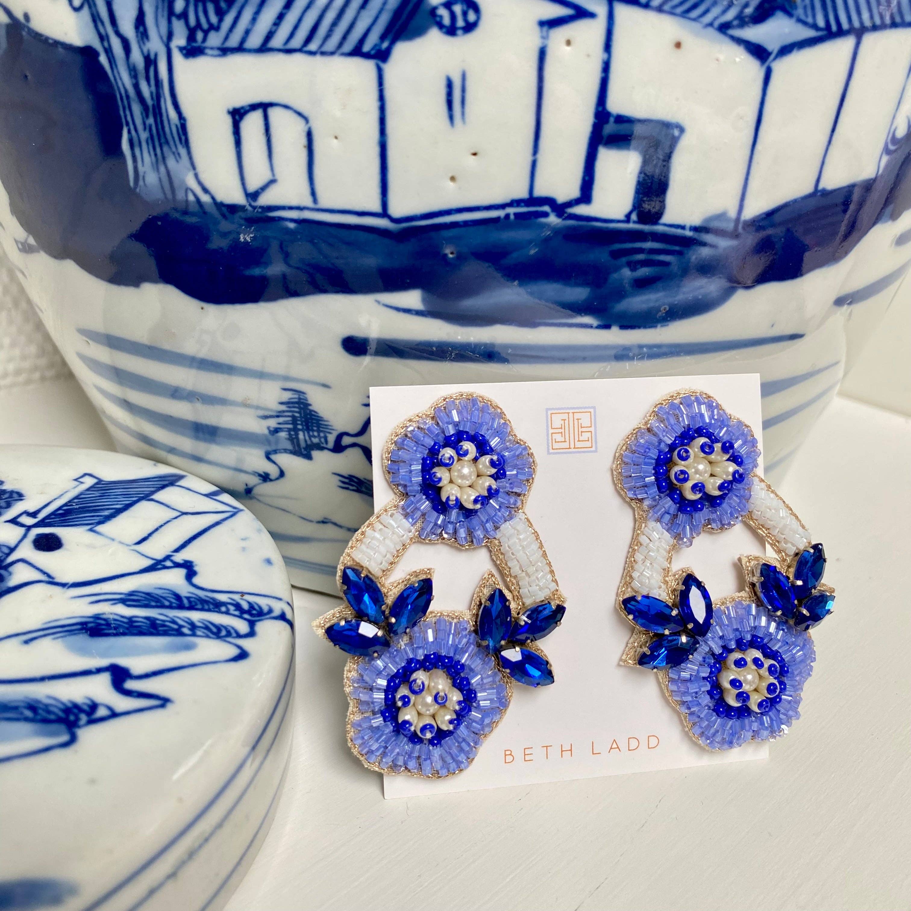 East Hampton Flower Earrings in Blue/Periwinkle/White