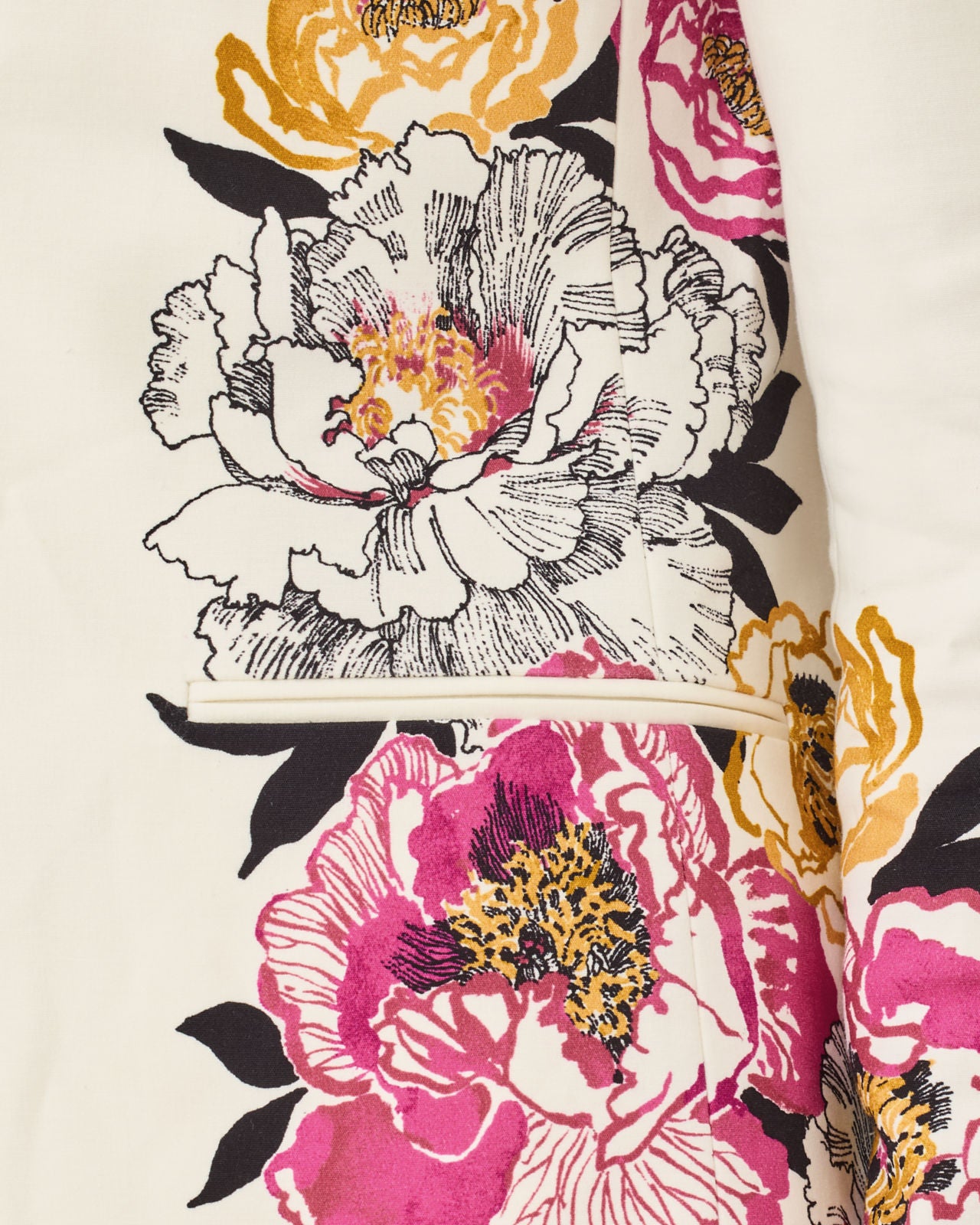 Amryn Blazer In Peony Perfection
