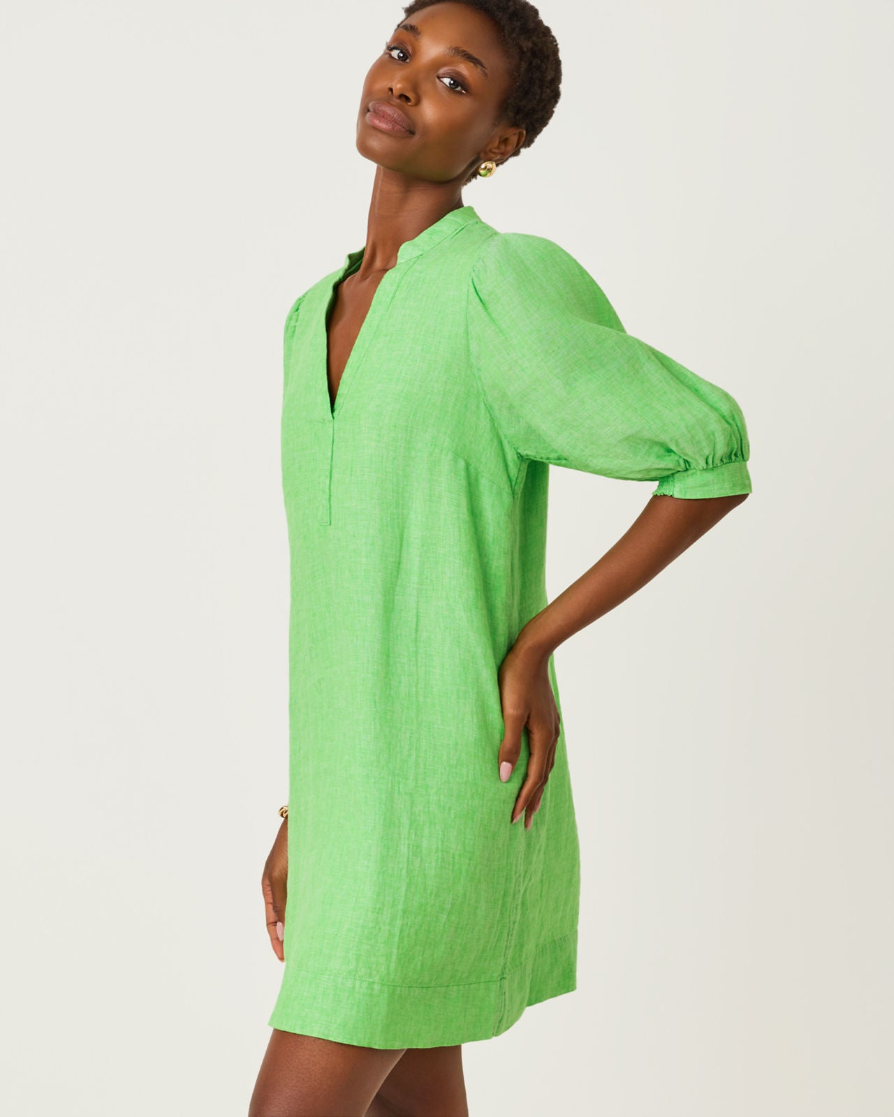 Mialeigh Elbow Sleeve Linen Dress In Putting Green X Resort White