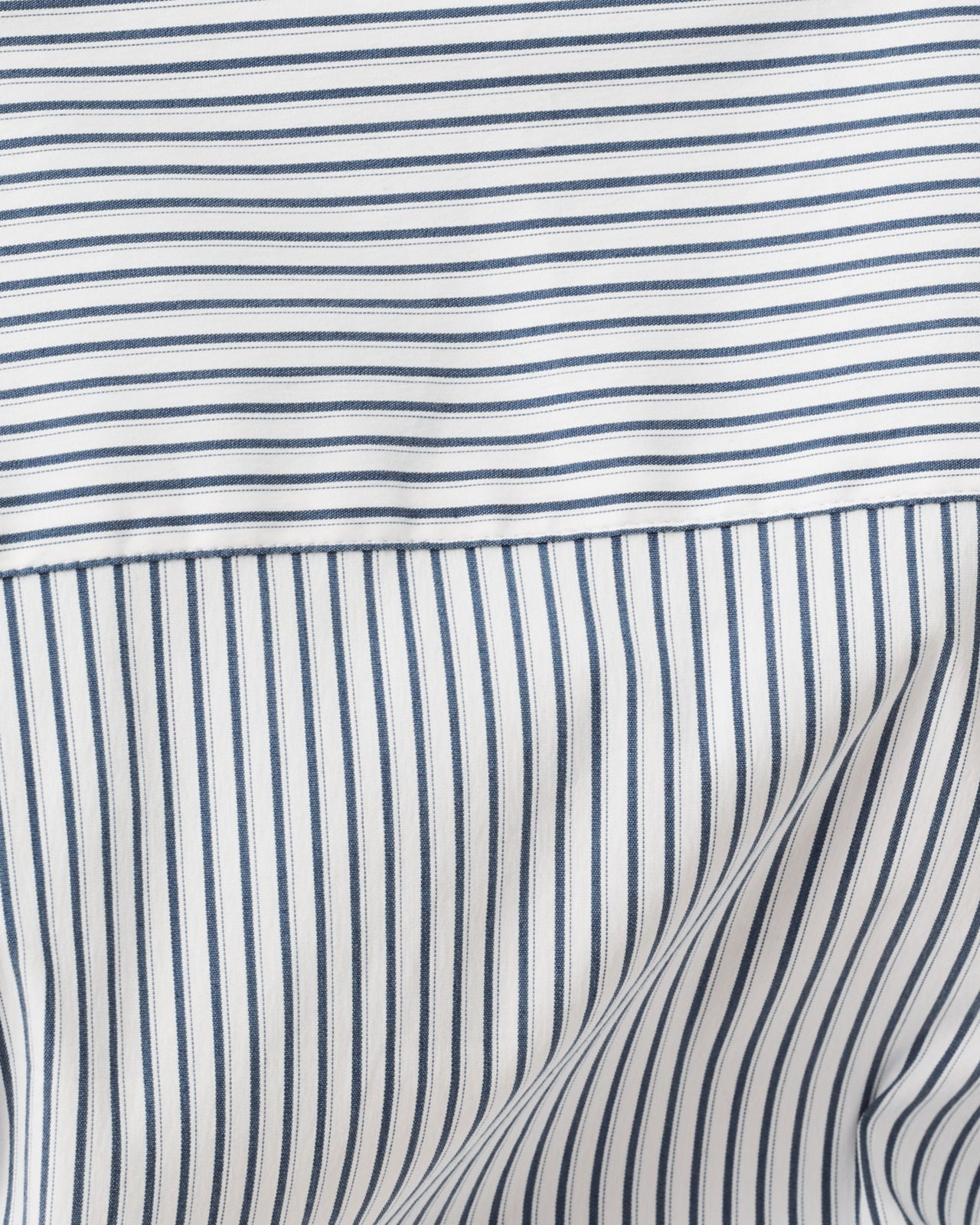 The Tie Lilly Shirt In Low Tide Navy Stripe