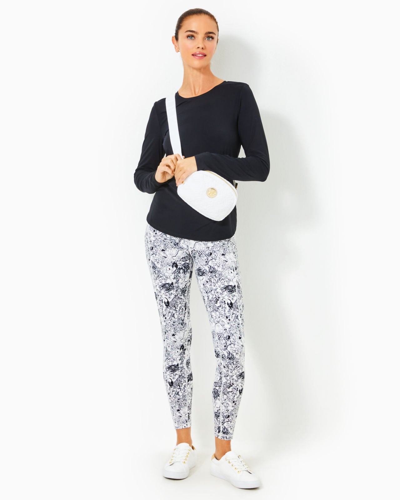 Weekender High Rise Legging In Onyx Animal Magnetism