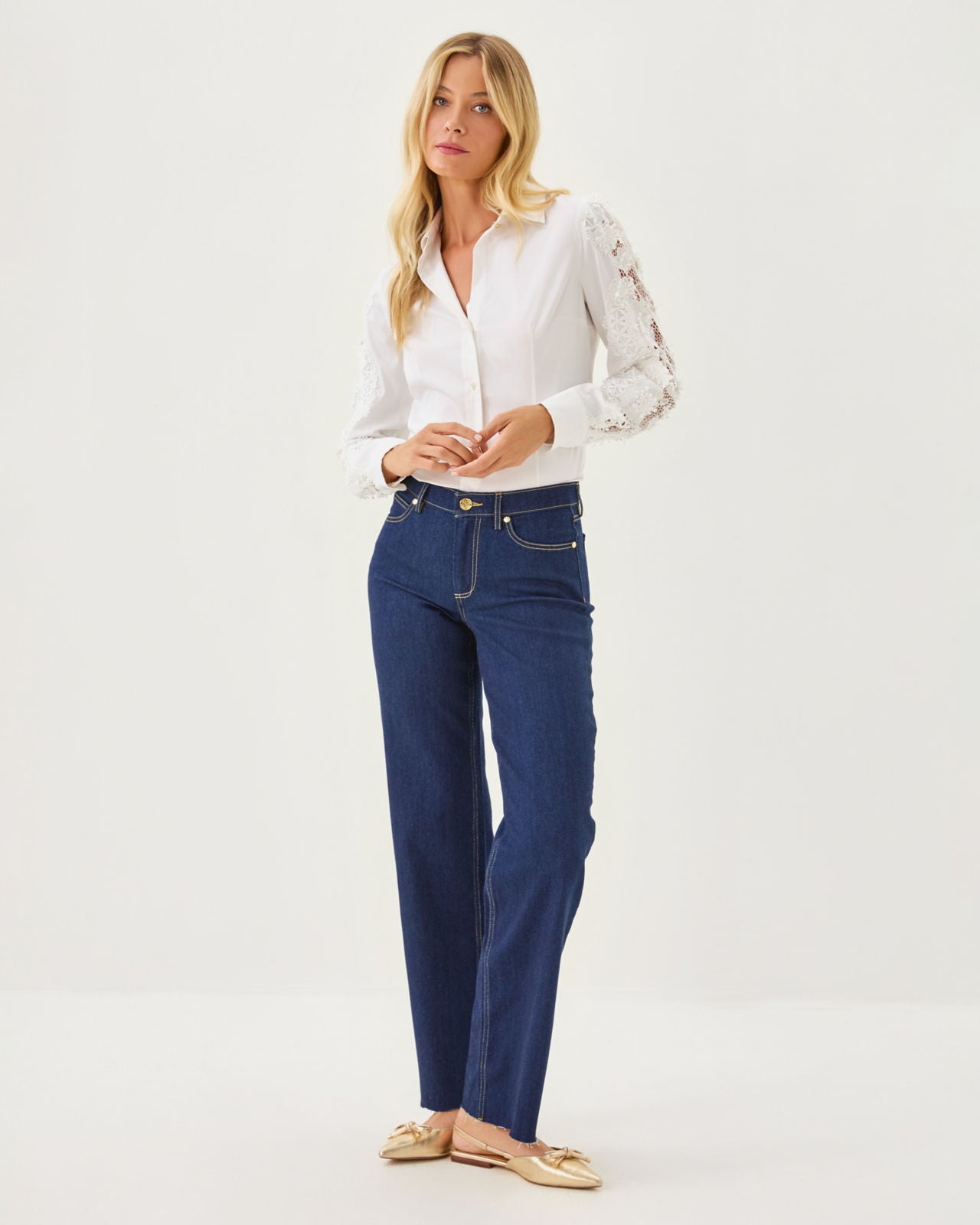 The Lace Lilly Shirt In Resort White