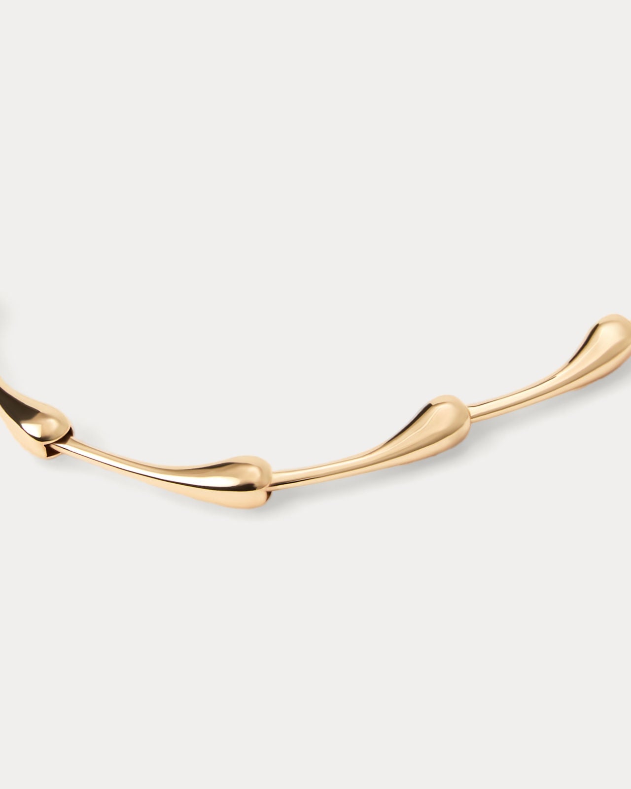 Rousseau Wave Necklace In Gold Metallic