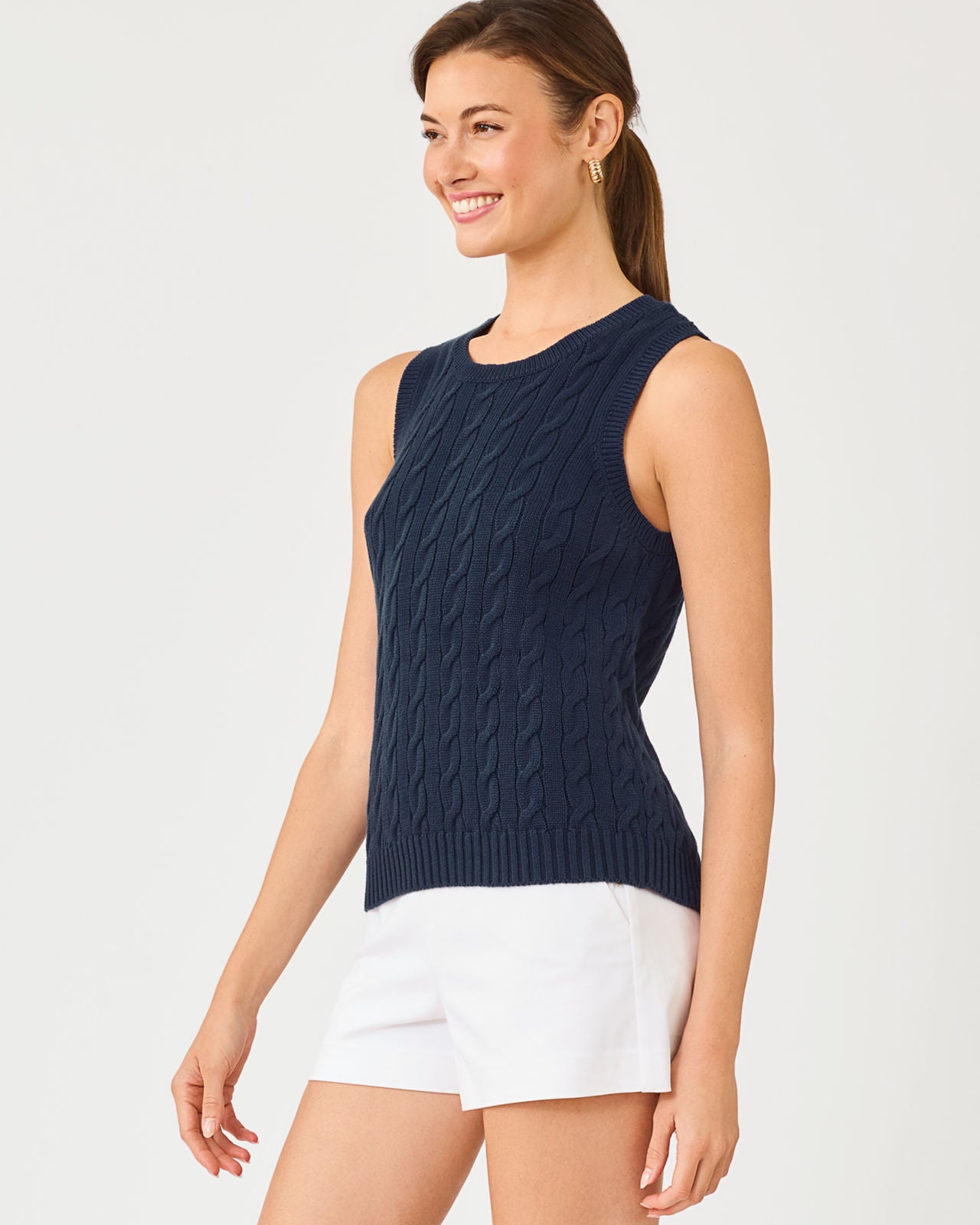 Brockton Crew Neck Sweater Tank In Low Tide Navy