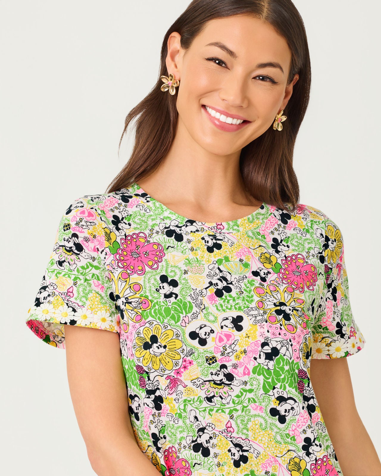 Cody Short Sleeve Dress In Multi Throwback Disney
