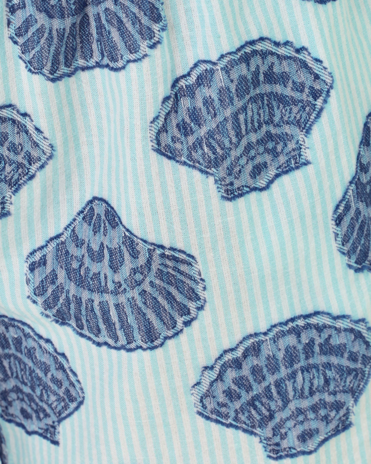 Kilah Stripe Jacquard Short In Seashell Jacquard