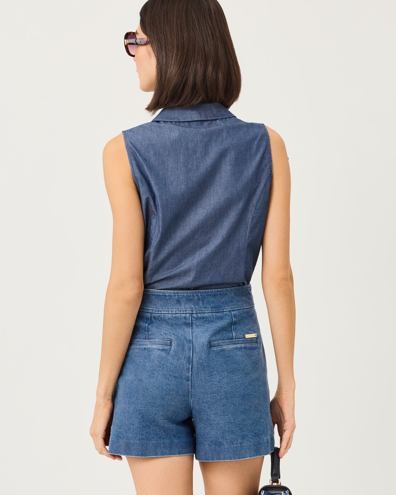 Fenly Sleeveless Top In Indigo Chambray