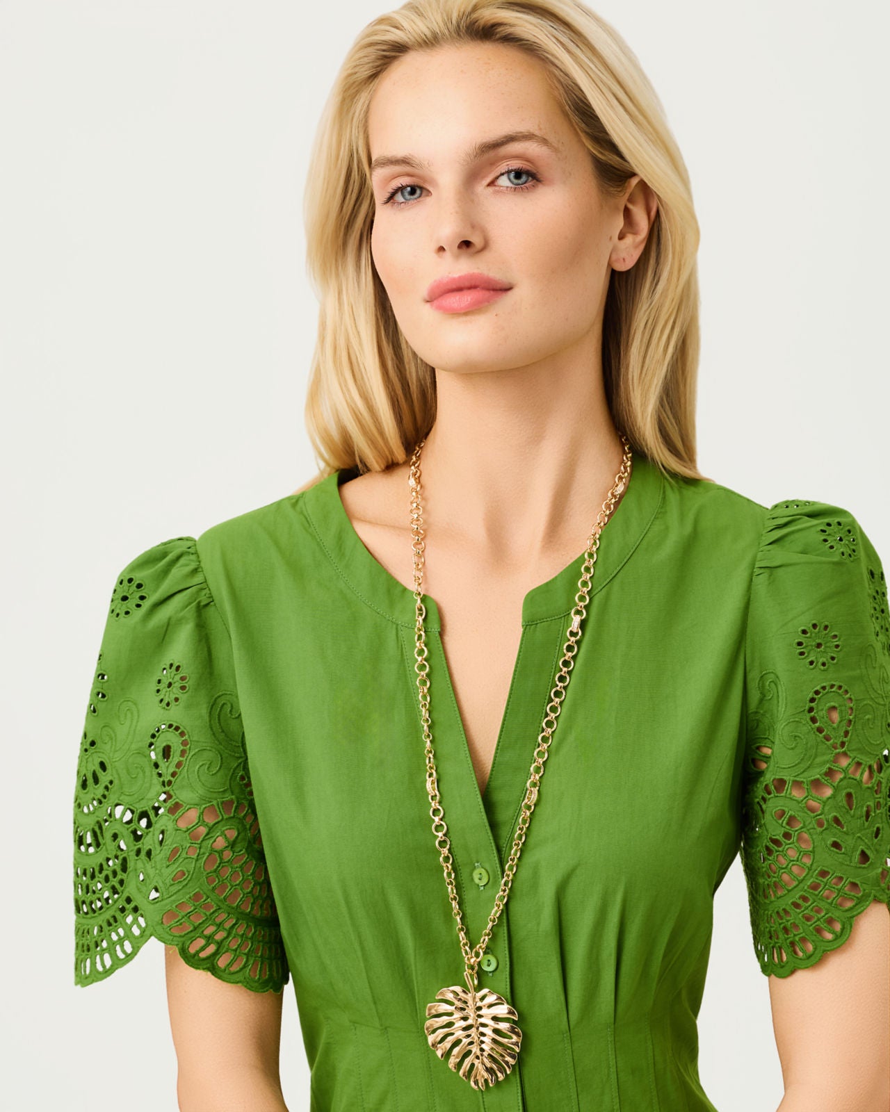 Hide And Leaf Necklace