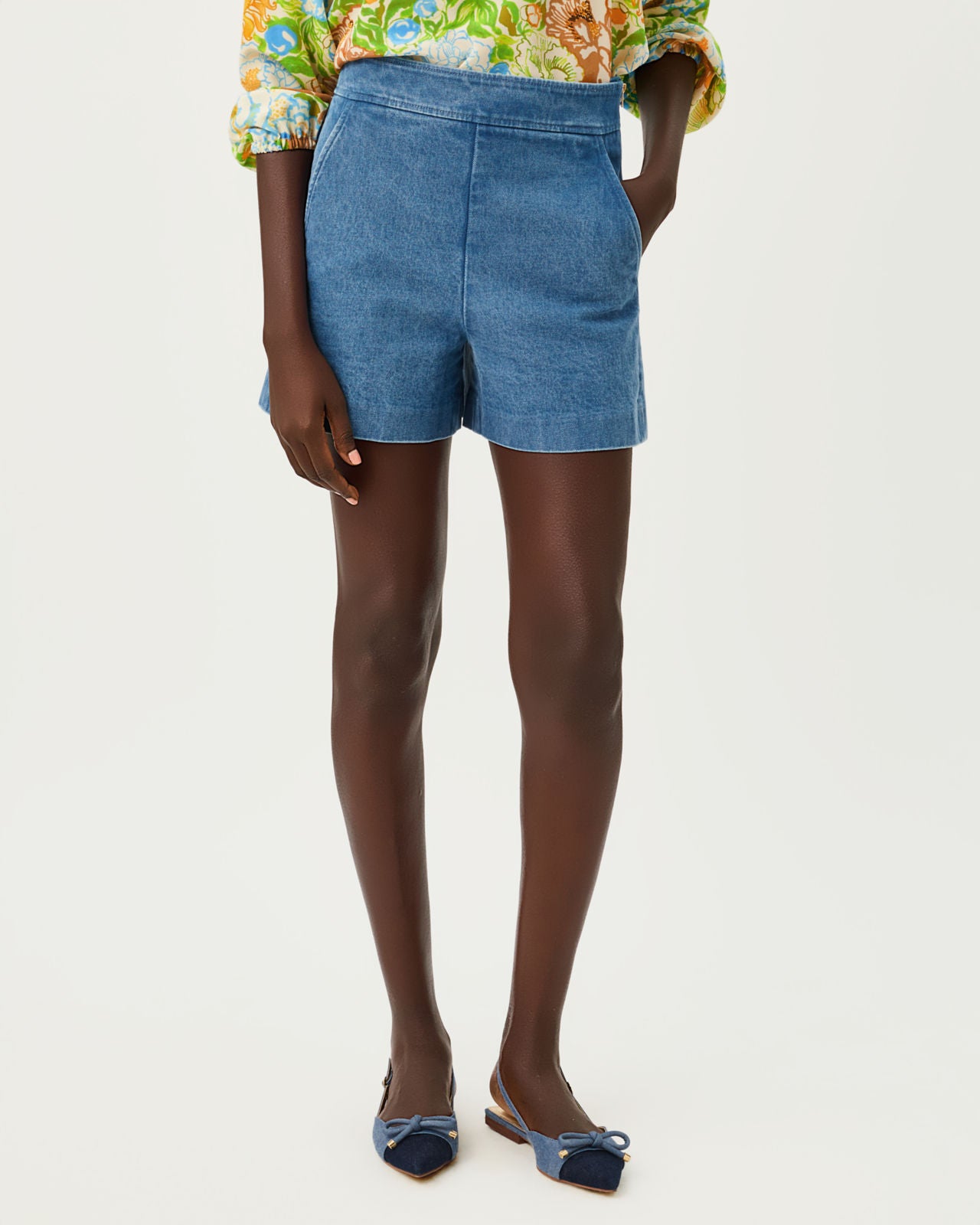 Sarissa Stretch Denim Shorts In Sympeony Wash