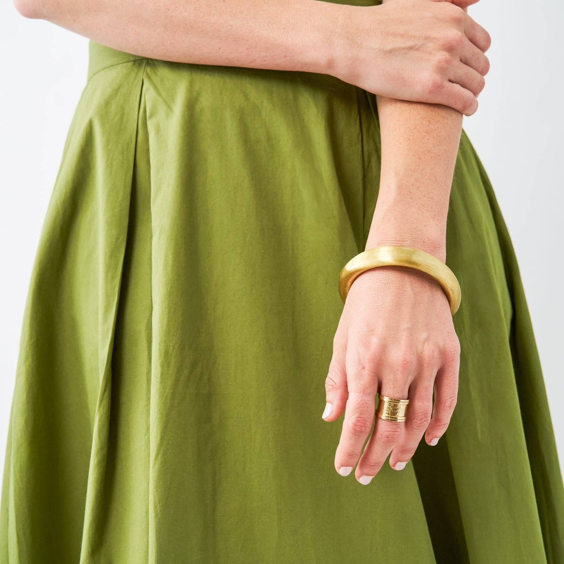 Cora Single Bangle Matte Brass