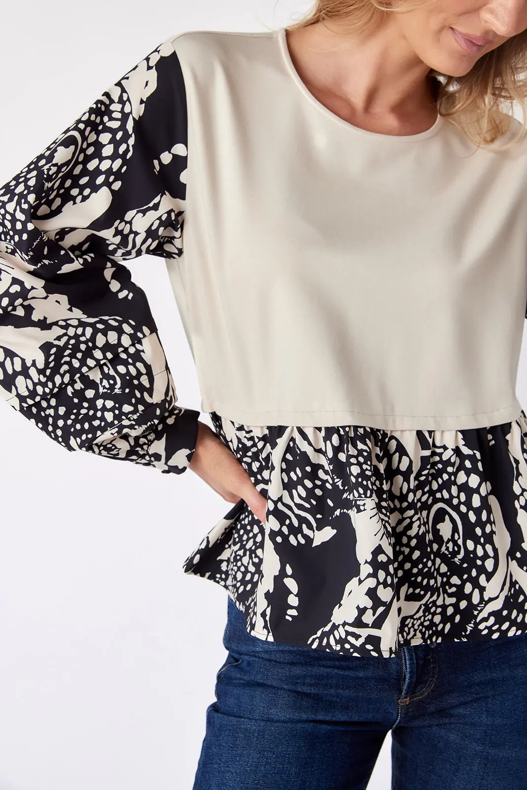 Asher Top in Black and White Leopard