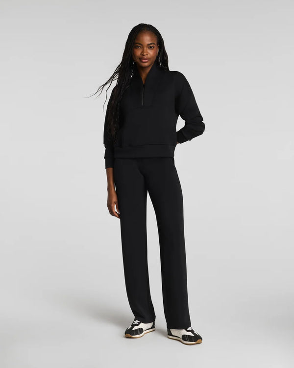 Straight Leg Pant in Black