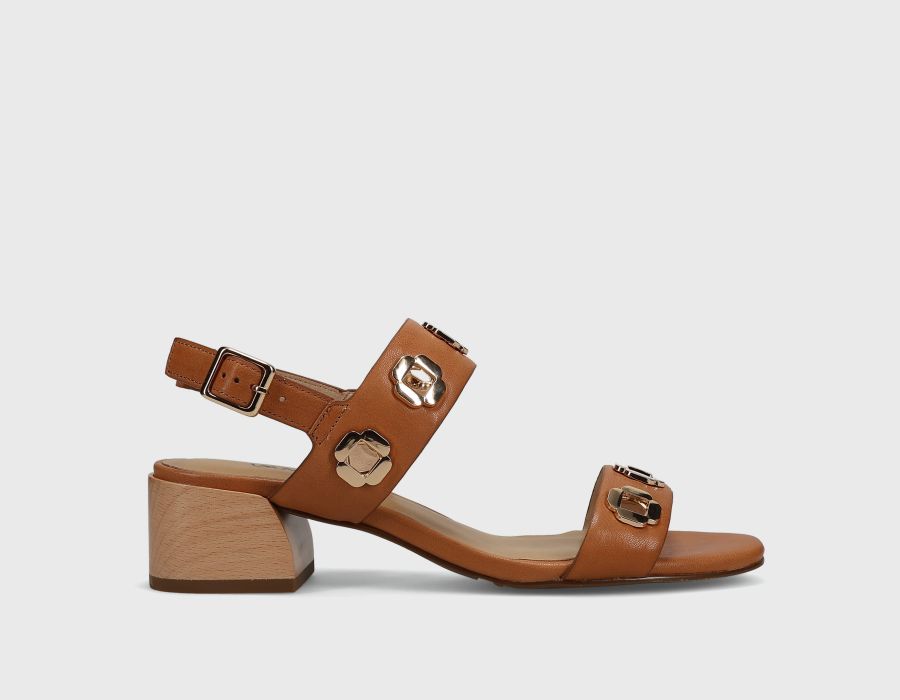 Vaneli Chris Heel in Almond Cyrene