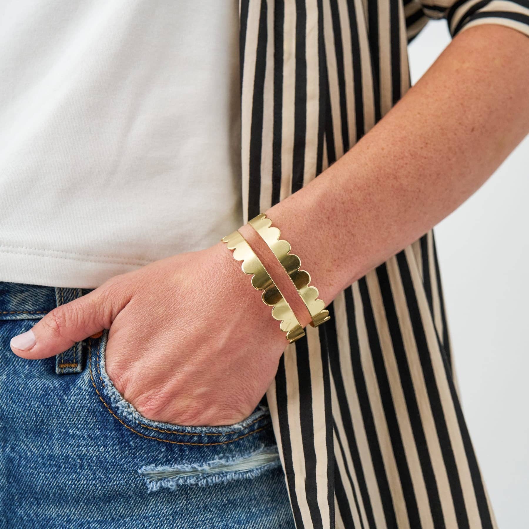 Remi Scalloped Edge Cuff in Brass