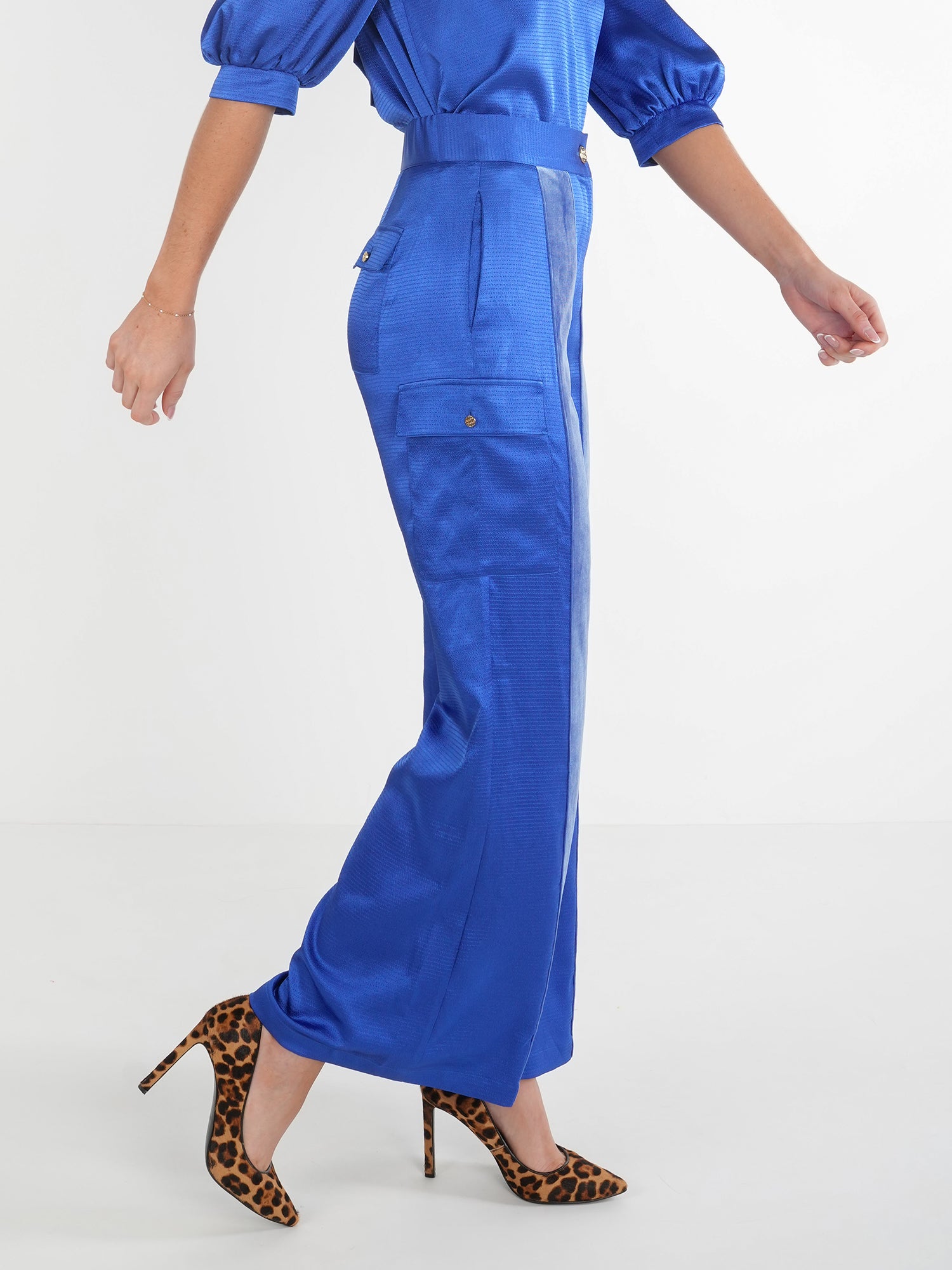 Ophelia Pant in Dazzling Blue