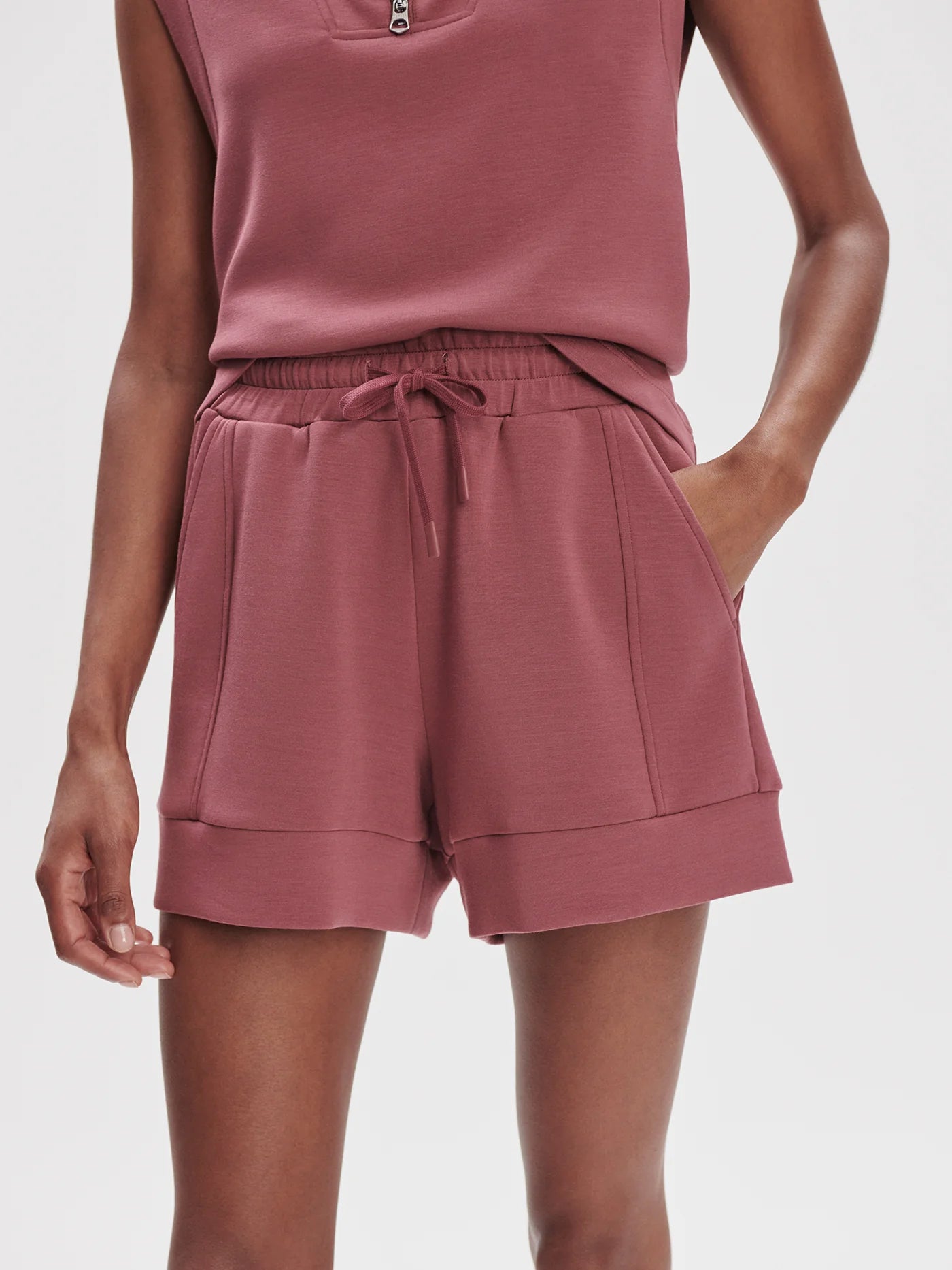 Atrium High Rise Short 4.5" in Wild Rhubarb