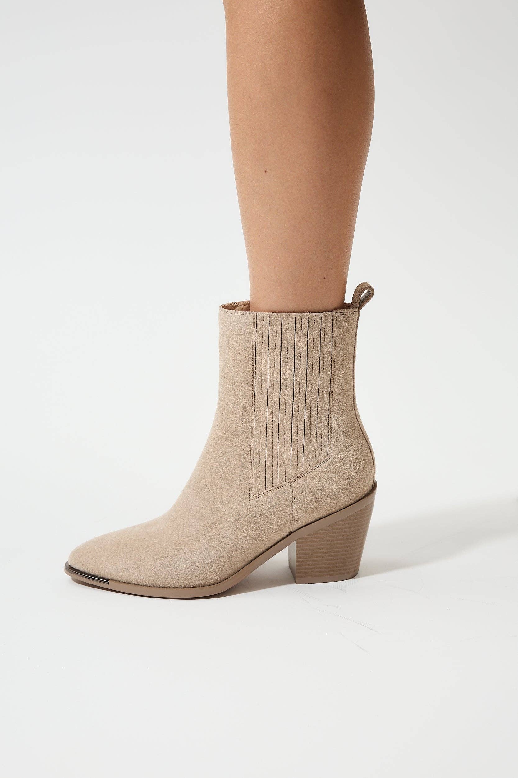 Tessa Boot in Beige