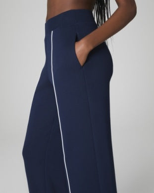 Air Essentials Straight Leg Pant in Navy